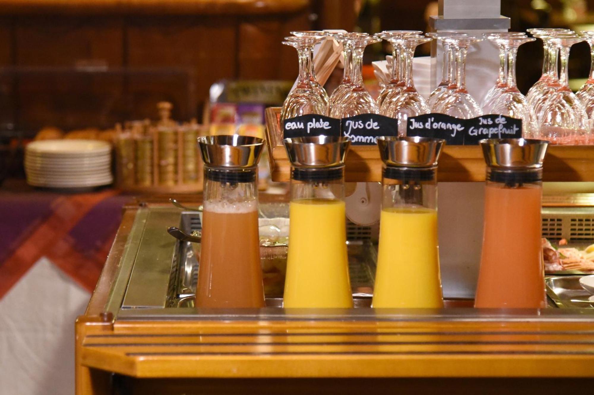 Hotel De L'Aigle Couvet Ngoại thất bức ảnh