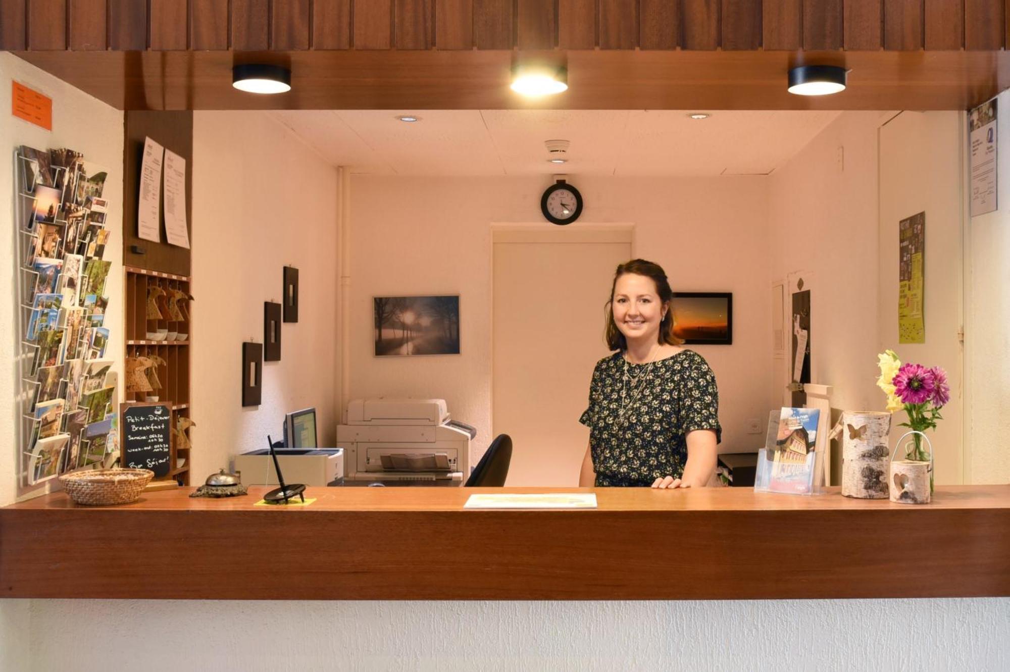 Hotel De L'Aigle Couvet Ngoại thất bức ảnh