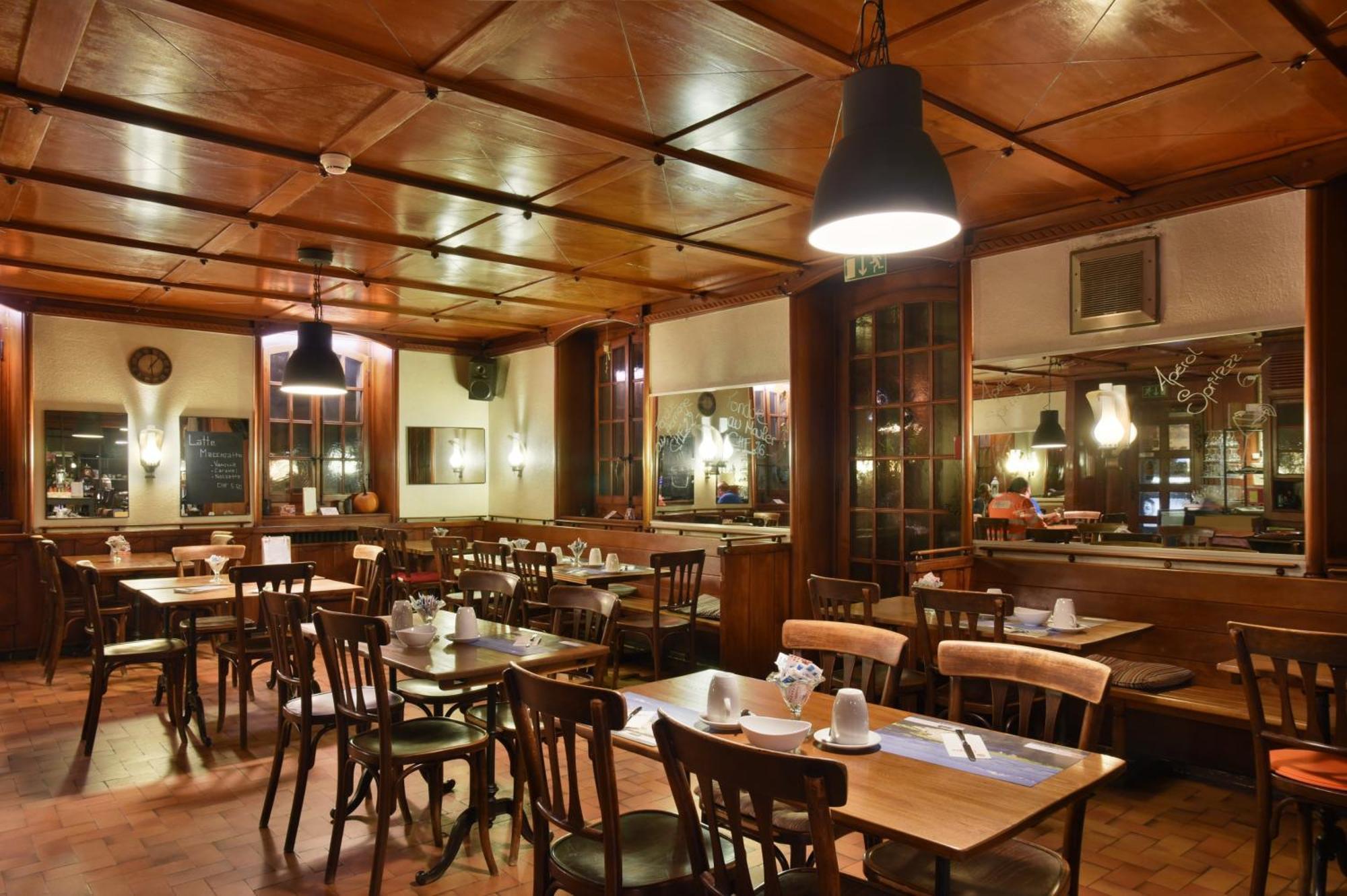 Hotel De L'Aigle Couvet Ngoại thất bức ảnh